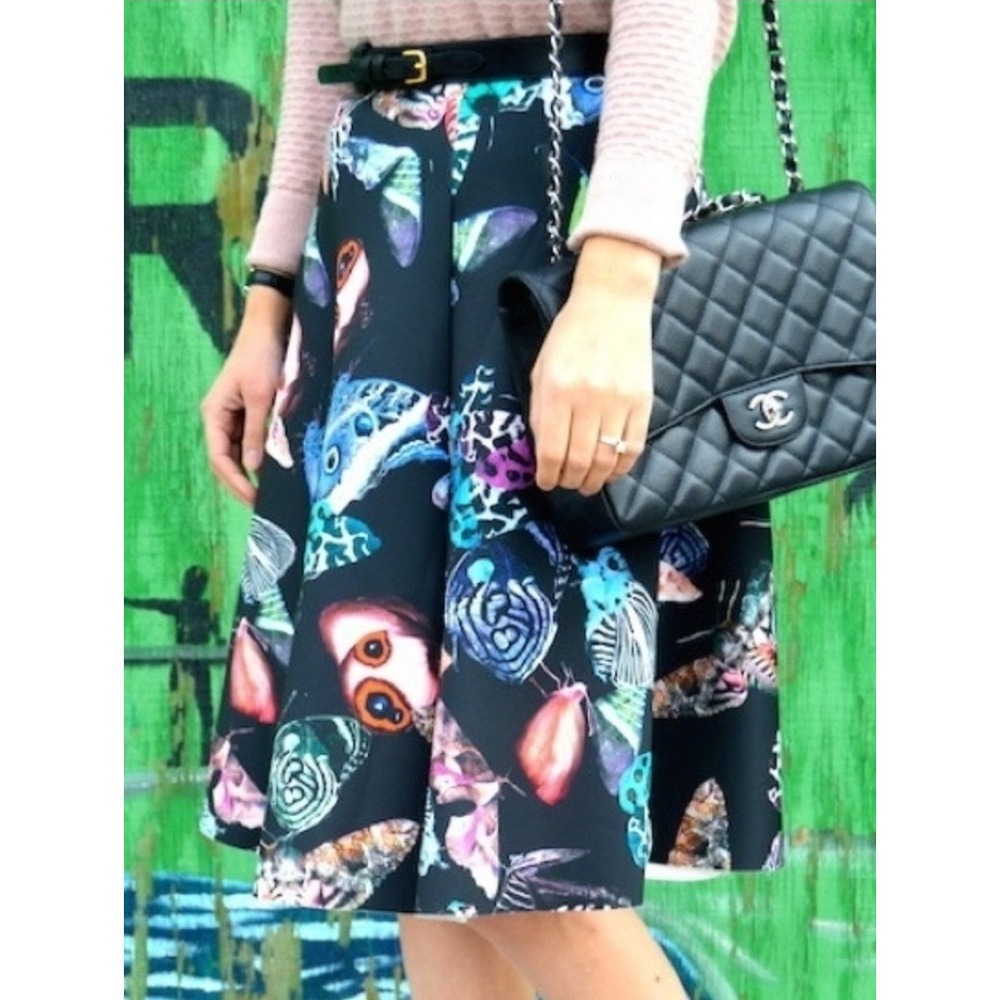 H&M Skirt Colorful Butterfly A-Line Flared 3D Scuba Midi Skirt Women's SIZE 6